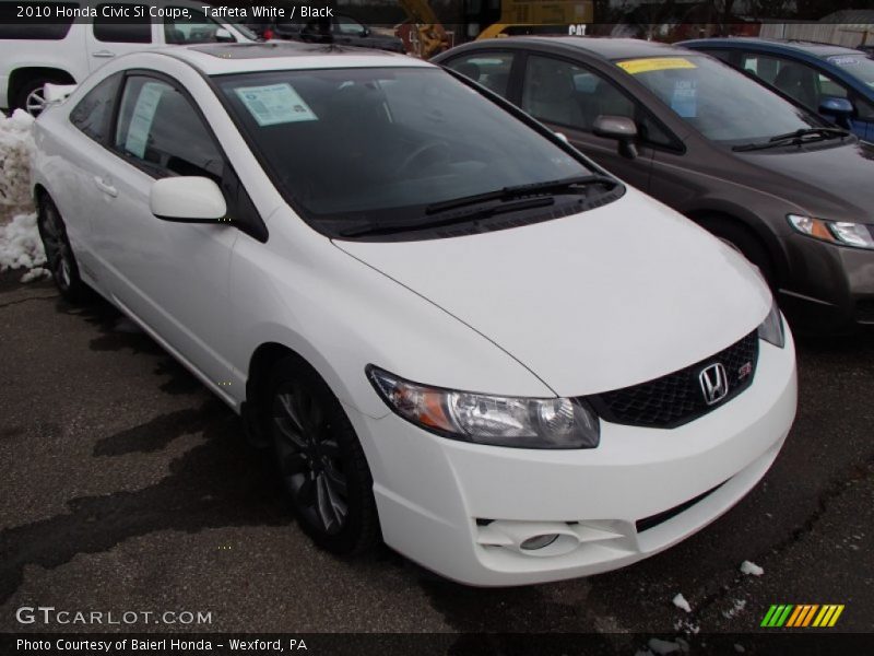 Front 3/4 View of 2010 Civic Si Coupe