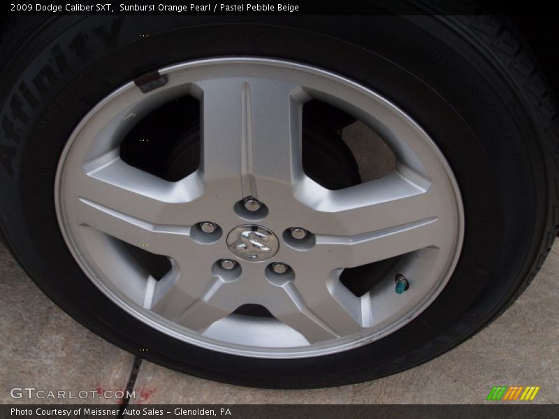 Sunburst Orange Pearl / Pastel Pebble Beige 2009 Dodge Caliber SXT