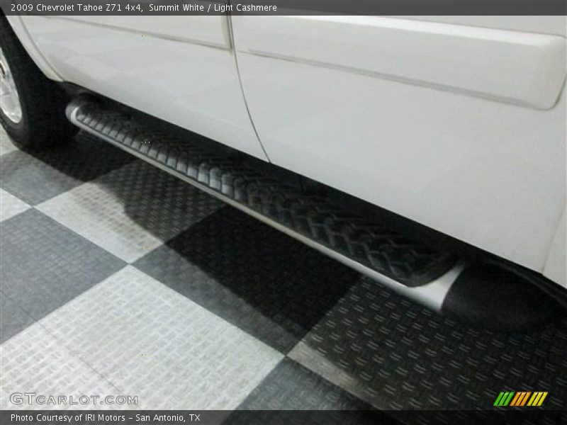 Summit White / Light Cashmere 2009 Chevrolet Tahoe Z71 4x4