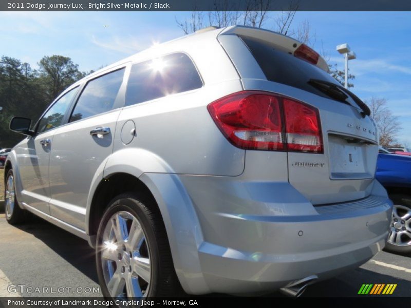 Bright Silver Metallic / Black 2011 Dodge Journey Lux