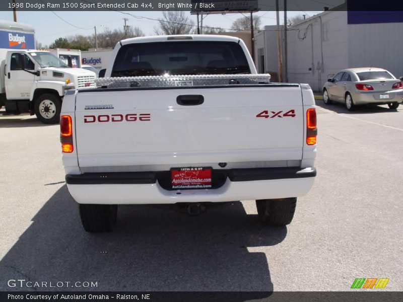 Bright White / Black 1998 Dodge Ram 1500 Sport Extended Cab 4x4