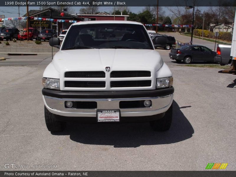 Bright White / Black 1998 Dodge Ram 1500 Sport Extended Cab 4x4