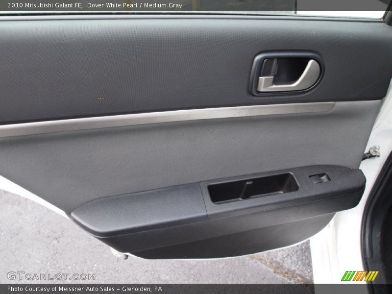 Dover White Pearl / Medium Gray 2010 Mitsubishi Galant FE