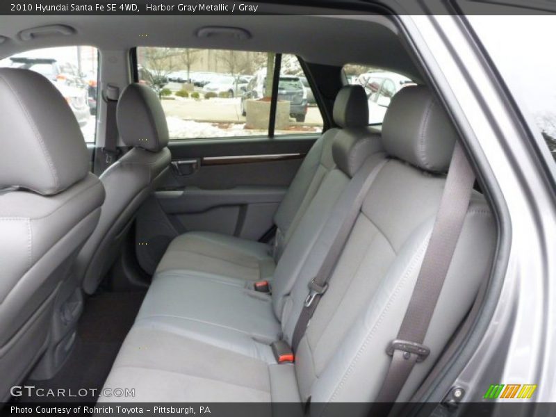 Harbor Gray Metallic / Gray 2010 Hyundai Santa Fe SE 4WD