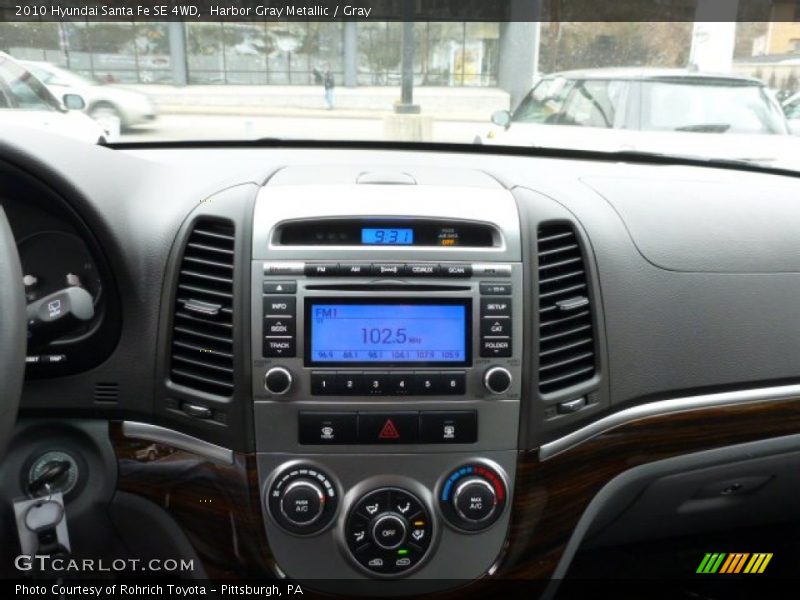 Harbor Gray Metallic / Gray 2010 Hyundai Santa Fe SE 4WD