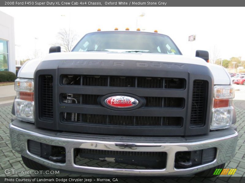 Oxford White / Medium Stone Grey 2008 Ford F450 Super Duty XL Crew Cab 4x4 Chassis