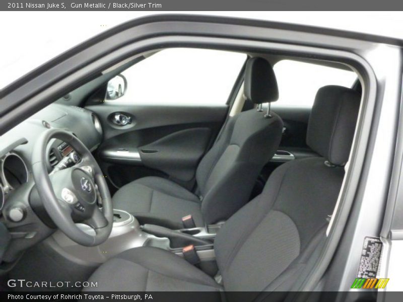 Gun Metallic / Black/Silver Trim 2011 Nissan Juke S