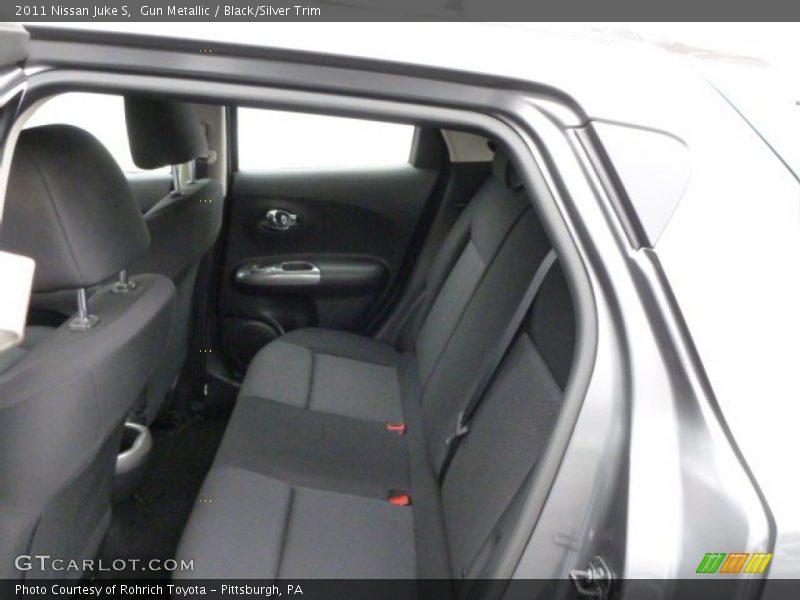 Gun Metallic / Black/Silver Trim 2011 Nissan Juke S