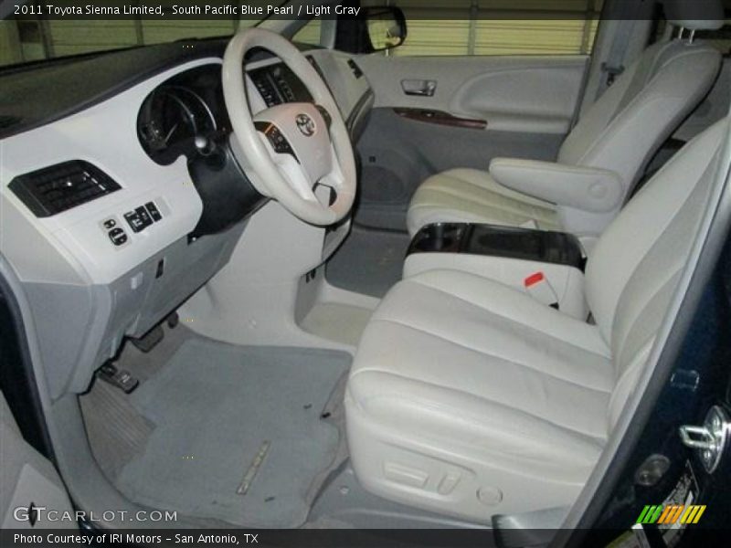 South Pacific Blue Pearl / Light Gray 2011 Toyota Sienna Limited