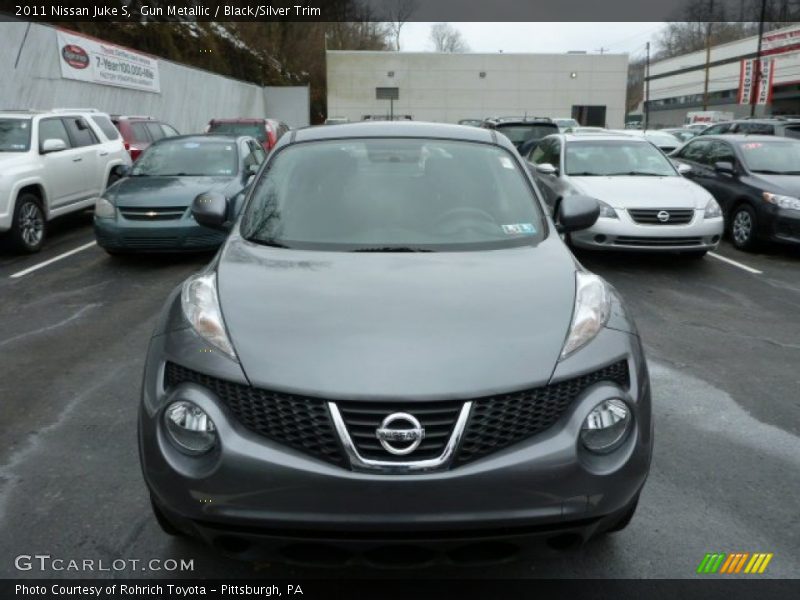 Gun Metallic / Black/Silver Trim 2011 Nissan Juke S