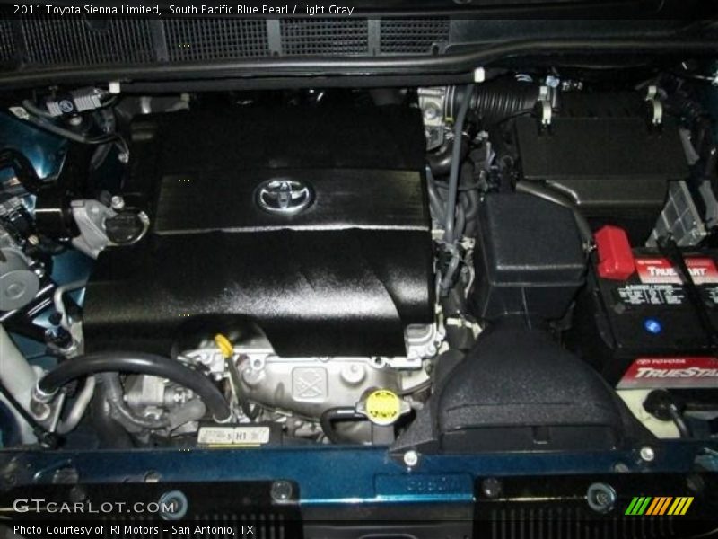 South Pacific Blue Pearl / Light Gray 2011 Toyota Sienna Limited
