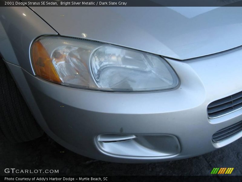 Bright Silver Metallic / Dark Slate Gray 2001 Dodge Stratus SE Sedan