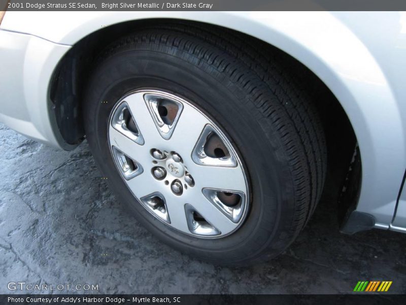 Bright Silver Metallic / Dark Slate Gray 2001 Dodge Stratus SE Sedan