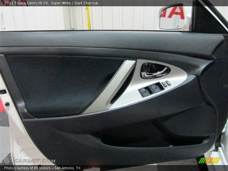 Super White / Dark Charcoal 2011 Toyota Camry SE V6