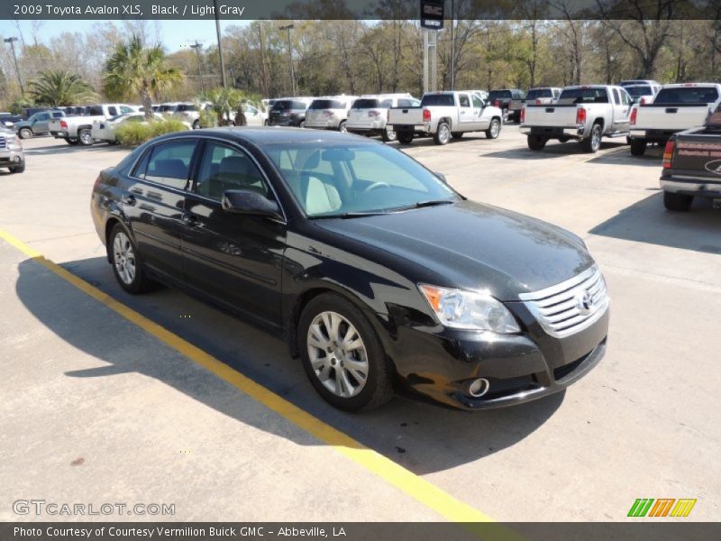 Black / Light Gray 2009 Toyota Avalon XLS