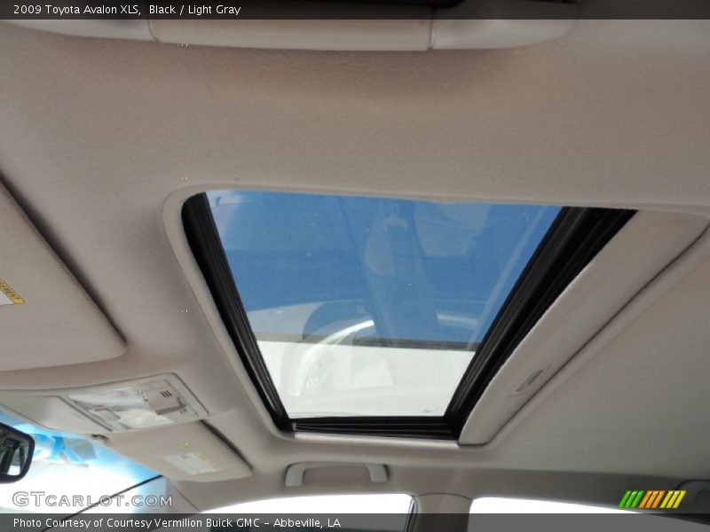 Black / Light Gray 2009 Toyota Avalon XLS