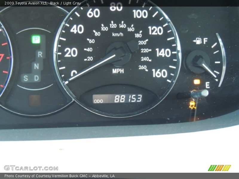 Black / Light Gray 2009 Toyota Avalon XLS