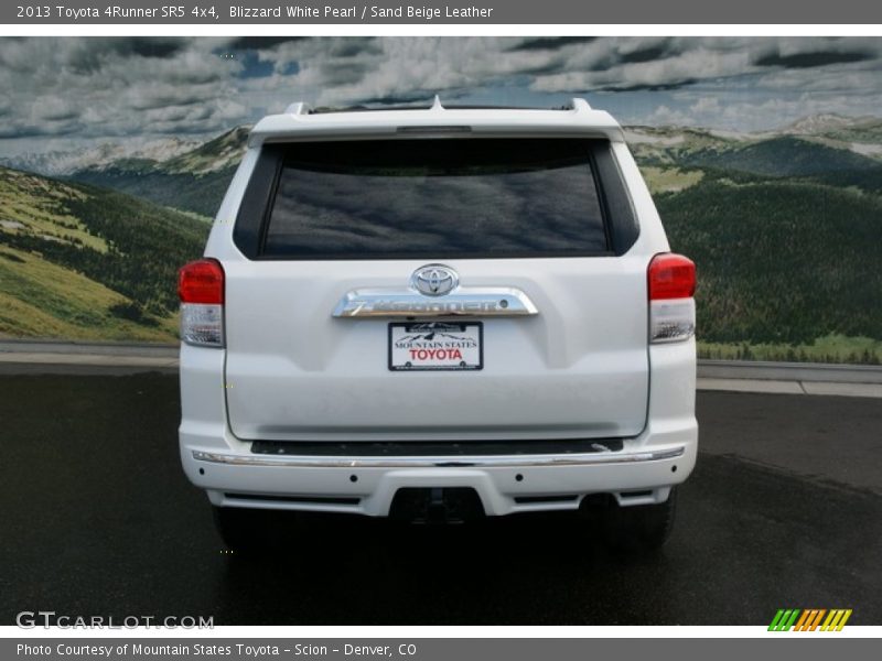 Blizzard White Pearl / Sand Beige Leather 2013 Toyota 4Runner SR5 4x4