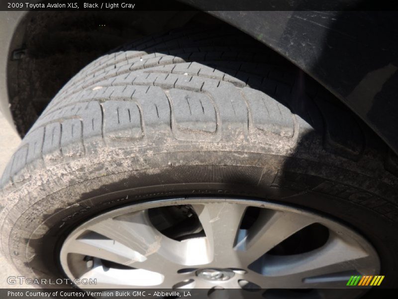 Black / Light Gray 2009 Toyota Avalon XLS