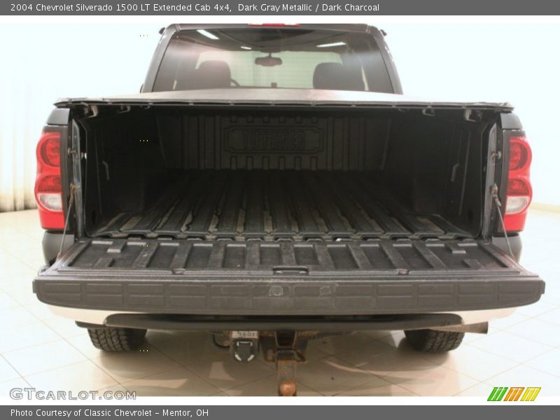 Dark Gray Metallic / Dark Charcoal 2004 Chevrolet Silverado 1500 LT Extended Cab 4x4