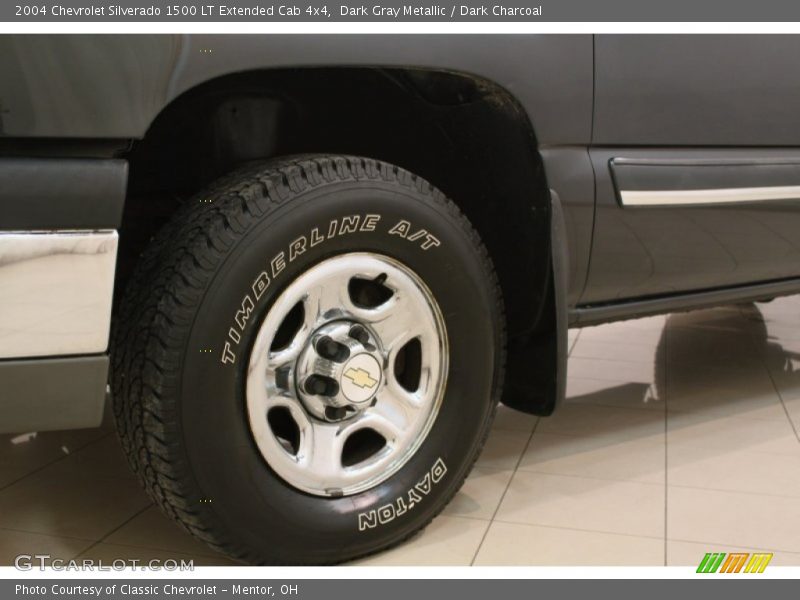 Dark Gray Metallic / Dark Charcoal 2004 Chevrolet Silverado 1500 LT Extended Cab 4x4