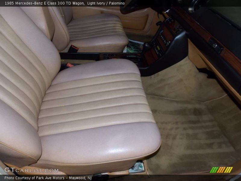 Light Ivory / Palomino 1985 Mercedes-Benz E Class 300 TD Wagon