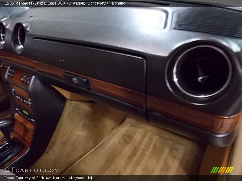 Light Ivory / Palomino 1985 Mercedes-Benz E Class 300 TD Wagon