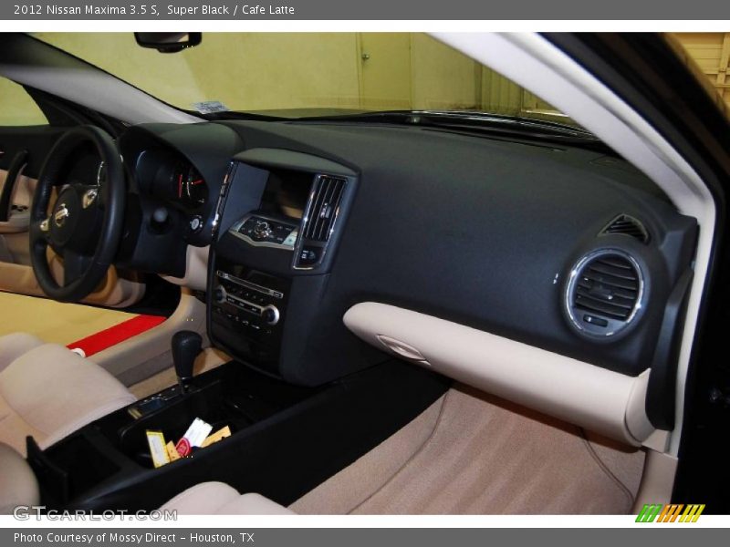 Super Black / Cafe Latte 2012 Nissan Maxima 3.5 S