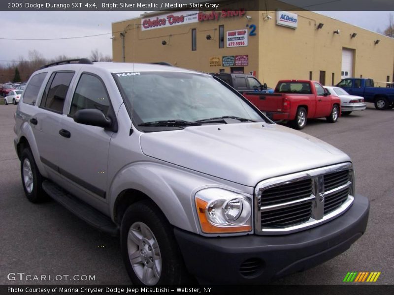 Bright Silver Metallic / Medium Slate Gray 2005 Dodge Durango SXT 4x4