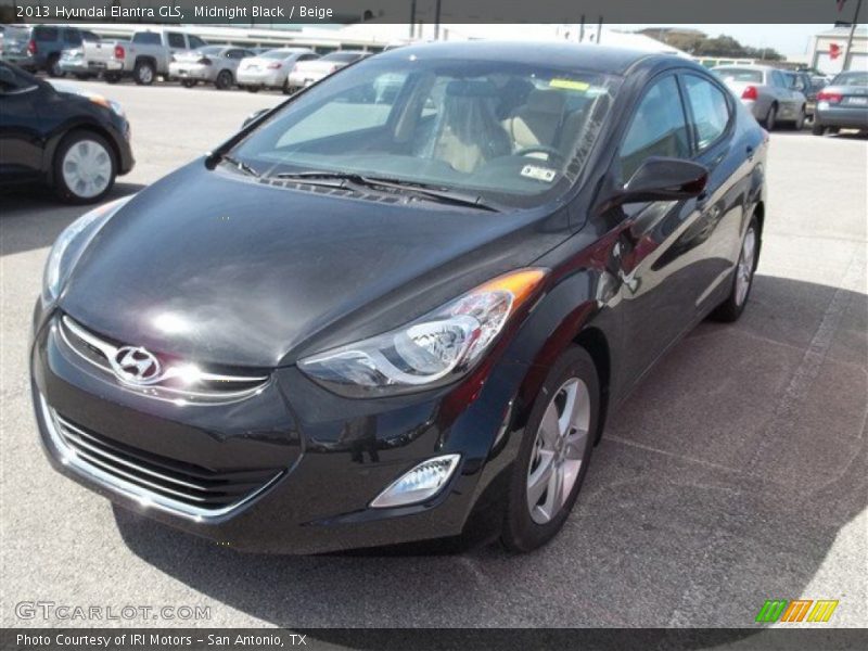 Midnight Black / Beige 2013 Hyundai Elantra GLS