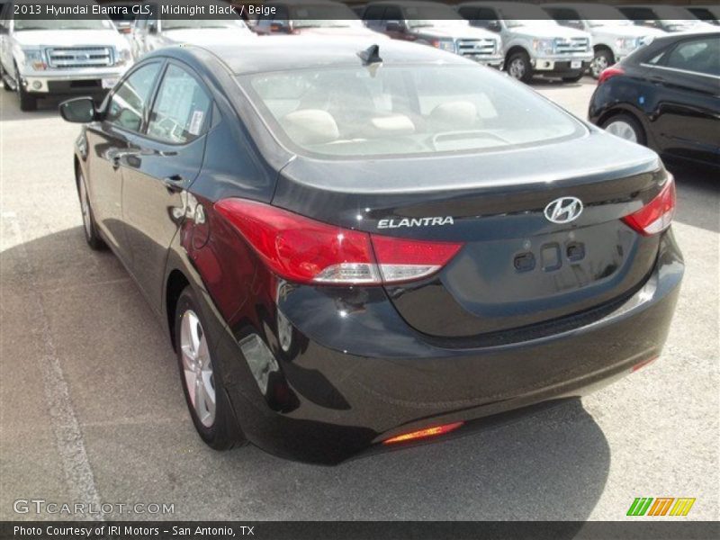 Midnight Black / Beige 2013 Hyundai Elantra GLS