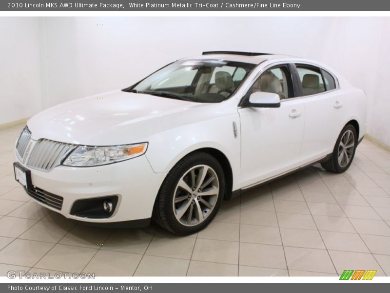 Front 3/4 View of 2010 MKS AWD Ultimate Package