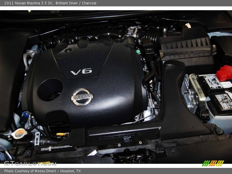 Brilliant Silver / Charcoal 2011 Nissan Maxima 3.5 SV