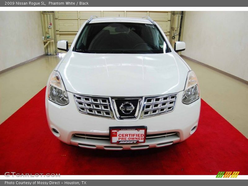 Phantom White / Black 2009 Nissan Rogue SL
