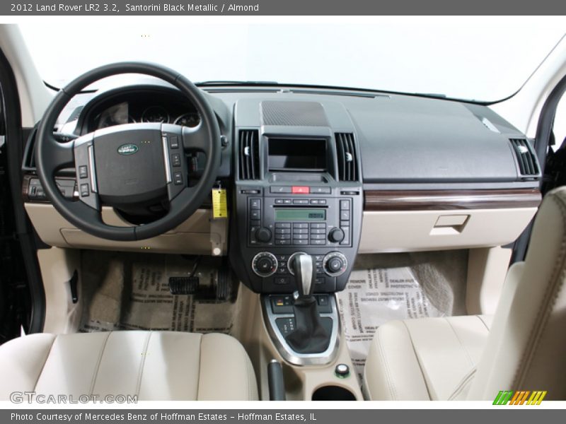 Santorini Black Metallic / Almond 2012 Land Rover LR2 3.2