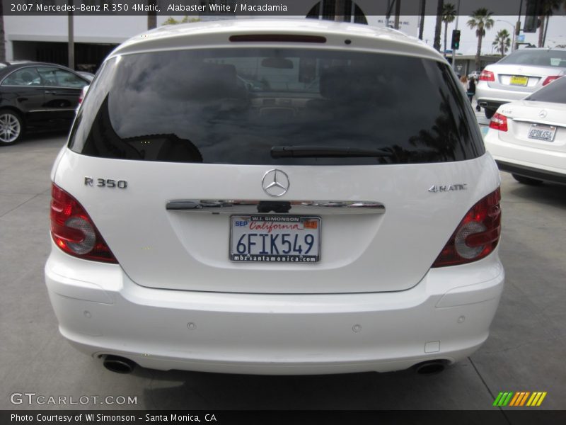 Alabaster White / Macadamia 2007 Mercedes-Benz R 350 4Matic