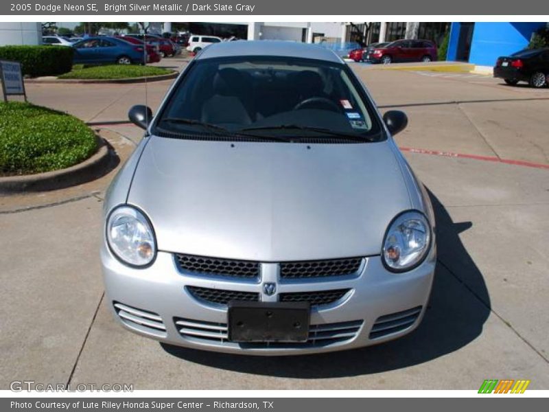 Bright Silver Metallic / Dark Slate Gray 2005 Dodge Neon SE