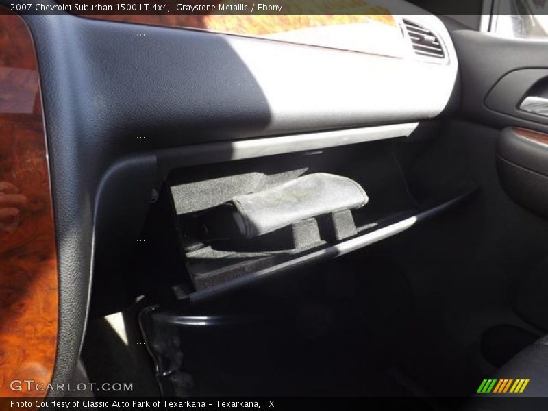 Graystone Metallic / Ebony 2007 Chevrolet Suburban 1500 LT 4x4