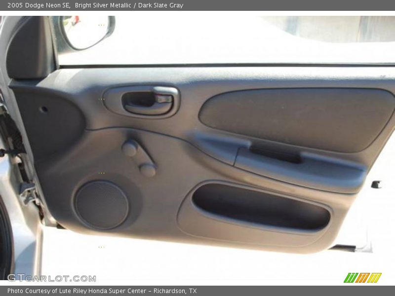 Bright Silver Metallic / Dark Slate Gray 2005 Dodge Neon SE
