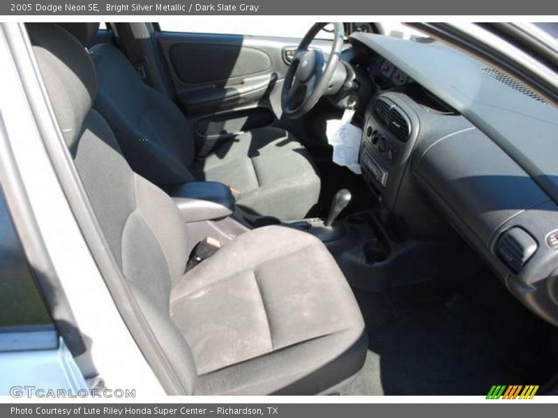 Bright Silver Metallic / Dark Slate Gray 2005 Dodge Neon SE