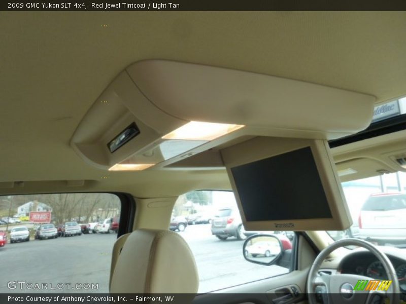 Entertainment System of 2009 Yukon SLT 4x4