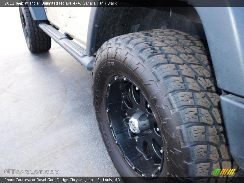 Sahara Tan / Black 2011 Jeep Wrangler Unlimited Mojave 4x4
