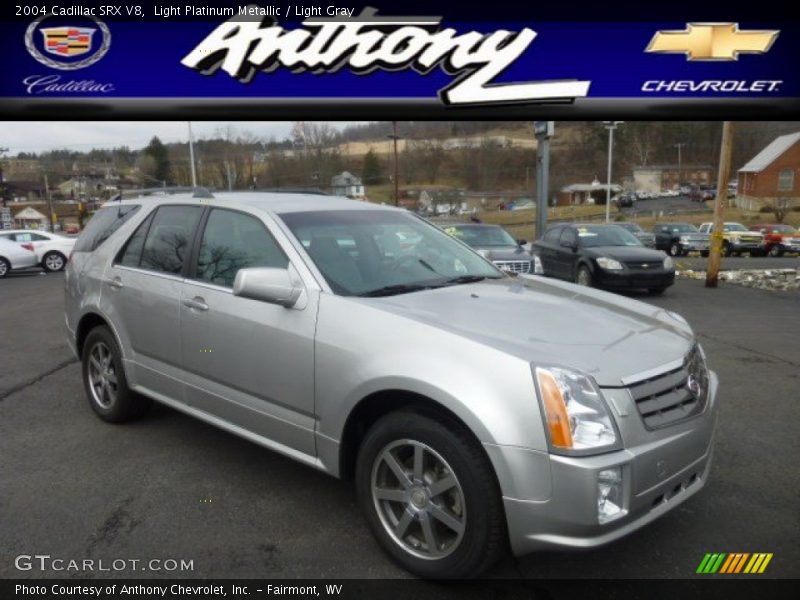 Light Platinum Metallic / Light Gray 2004 Cadillac SRX V8