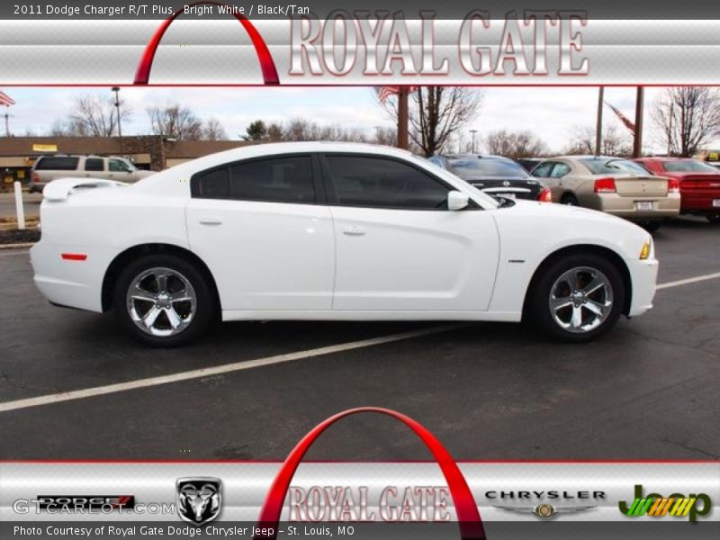 Bright White / Black/Tan 2011 Dodge Charger R/T Plus