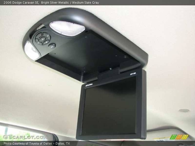 Bright Silver Metallic / Medium Slate Gray 2006 Dodge Caravan SE