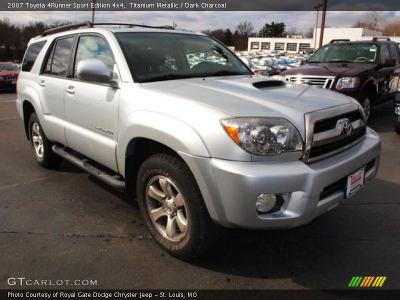 Front 3/4 View of 2007 4Runner Sport Edition 4x4