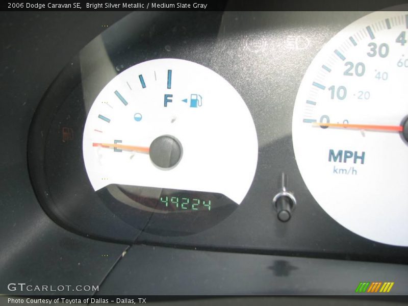 Bright Silver Metallic / Medium Slate Gray 2006 Dodge Caravan SE