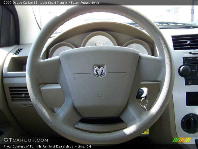 Light Khaki Metallic / Pastel Pebble Beige 2007 Dodge Caliber SE