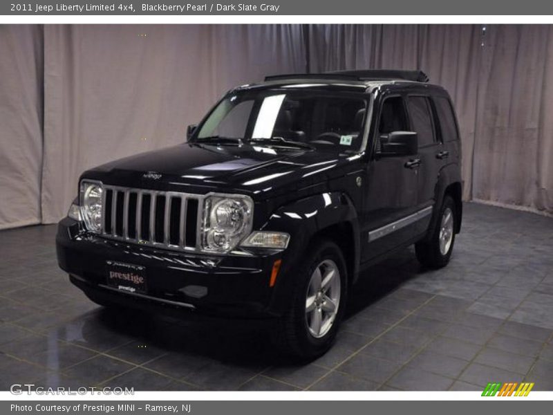 Blackberry Pearl / Dark Slate Gray 2011 Jeep Liberty Limited 4x4
