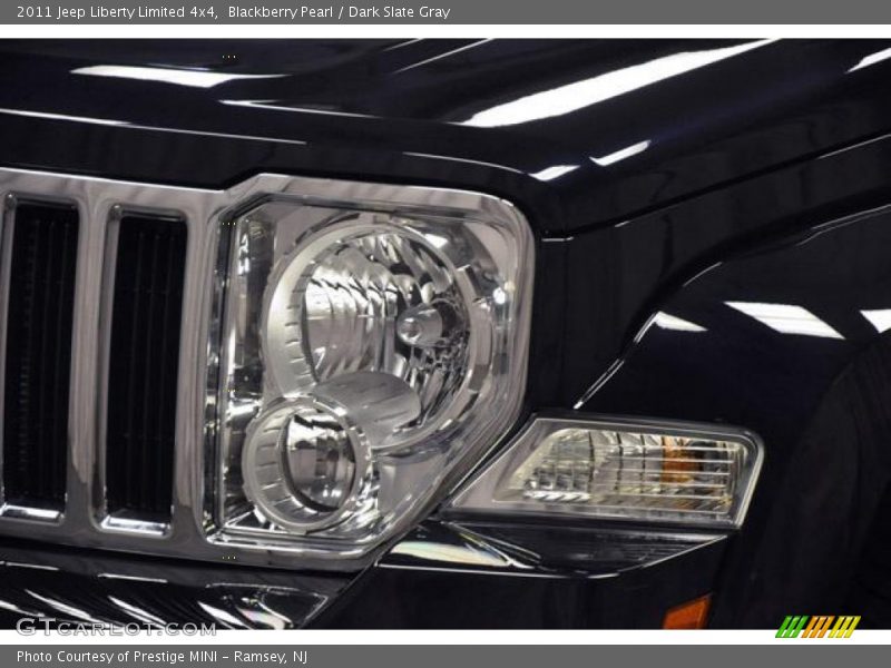 Blackberry Pearl / Dark Slate Gray 2011 Jeep Liberty Limited 4x4